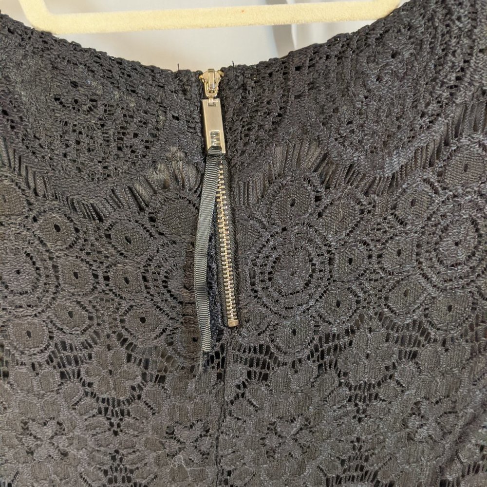 Laundry by Shelli Segal Black Lace Shift Dress - 4 - Picture 5 of 9